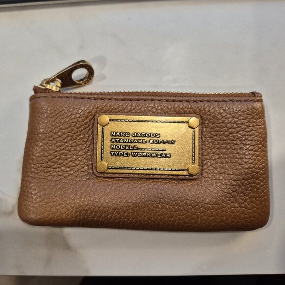 Marc by Marc Jacobs RE-EDITION CLASSIC Q KEY POUCH - Picture 1 of 3